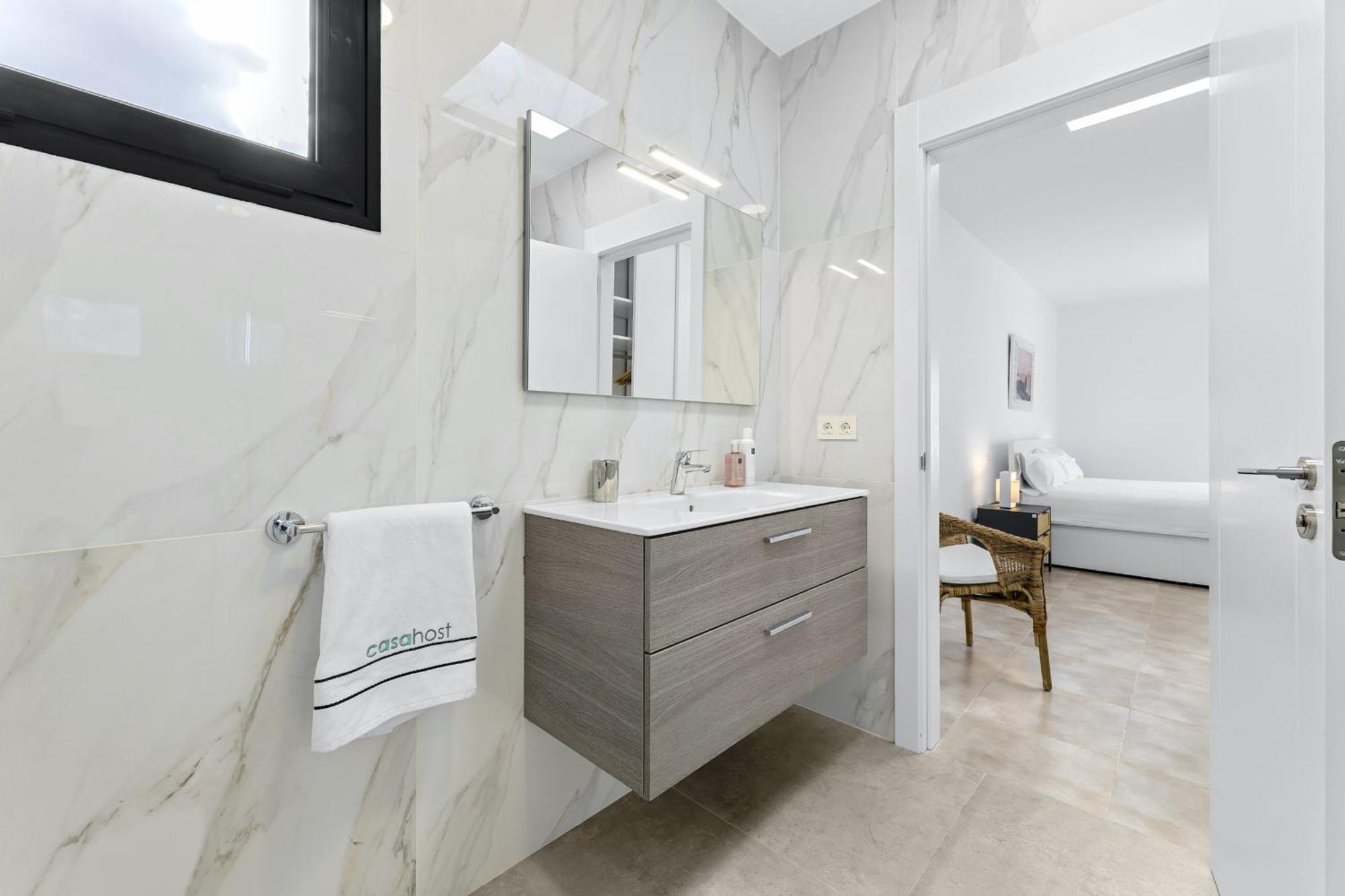 Casahost Fontaine Bleue Villa Tias Bagian luar foto